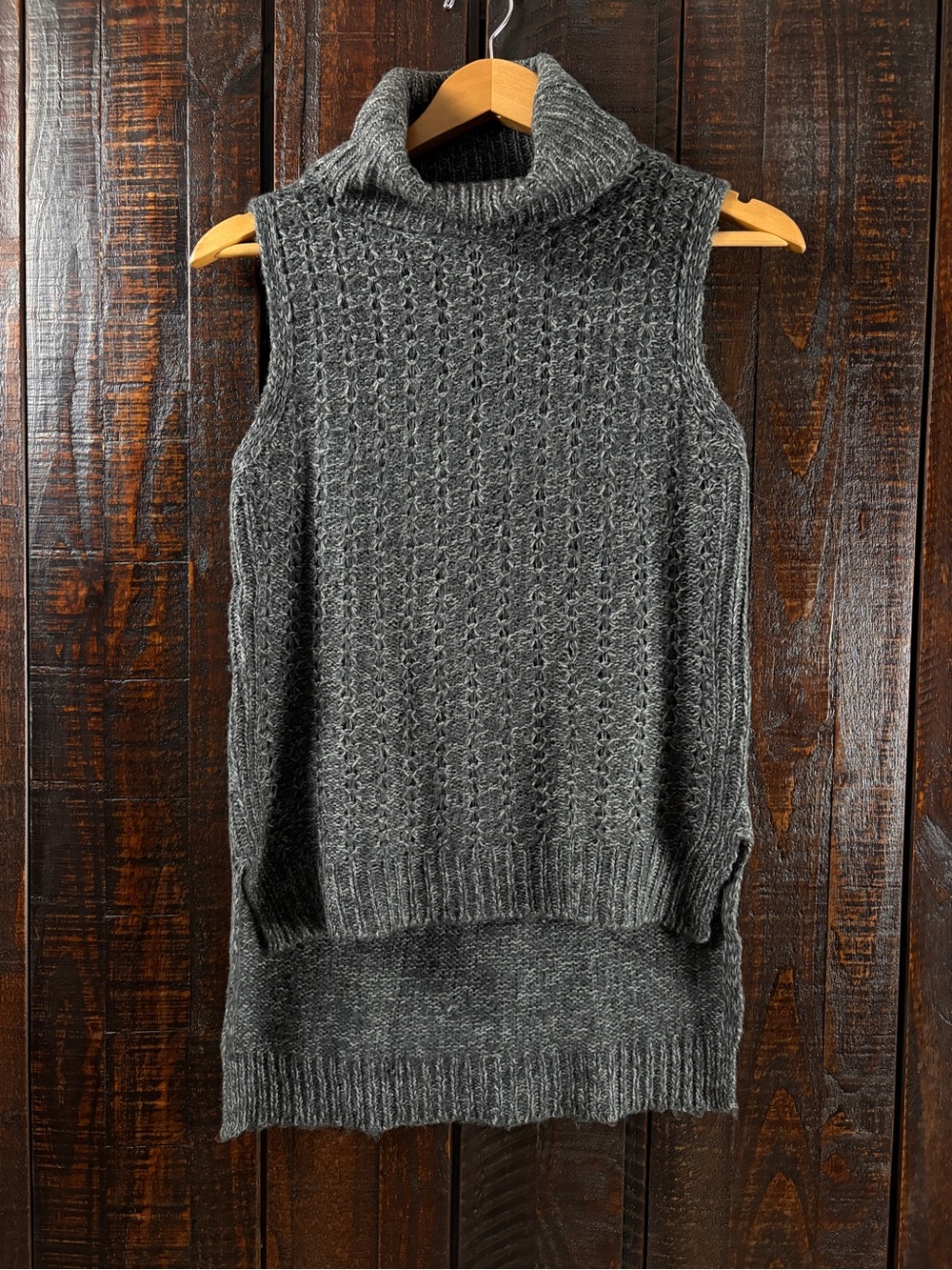 Lord & Taylor Sleeveless Turtleneck Knit Sweater -Hi Low XS
